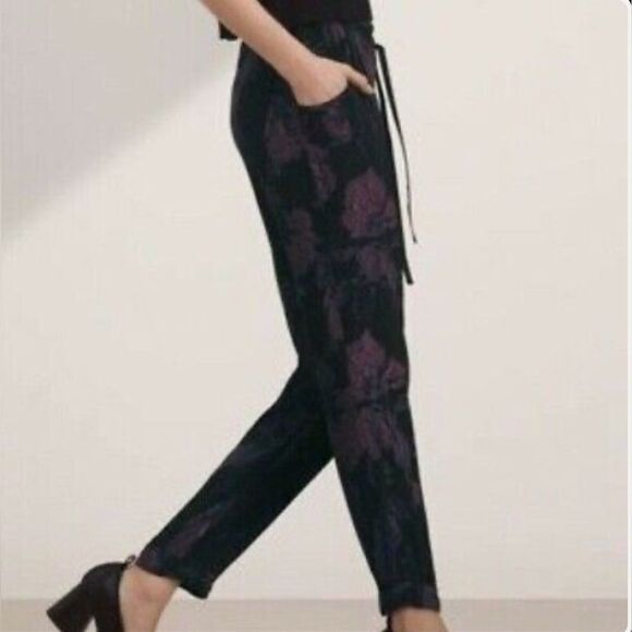 Aritzia Wilfred Women's Marais Silk Trim Black Purple Floral Ankle Pants Small - Picture 1 of 15